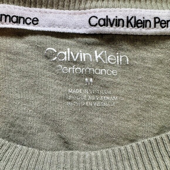 Calvin Klein Performance Women's T Shirt Size Medium - Picture 8 of 8